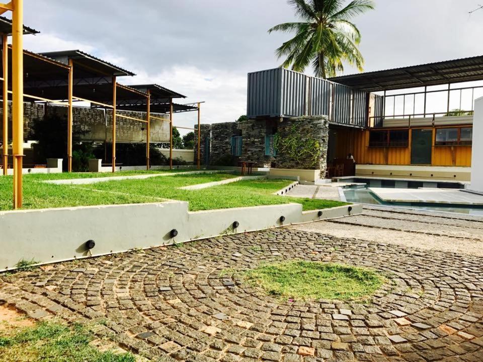 Tropicopia Hotell Mysore Exteriör bild